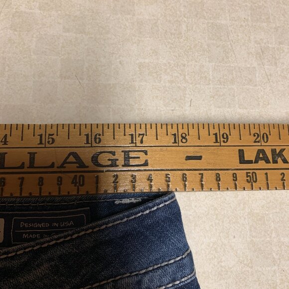 Miss Me Jeans Women’s Size 33 Mid-Rise - Skinny Embellished Denim Jeans - Picture 12 of 14